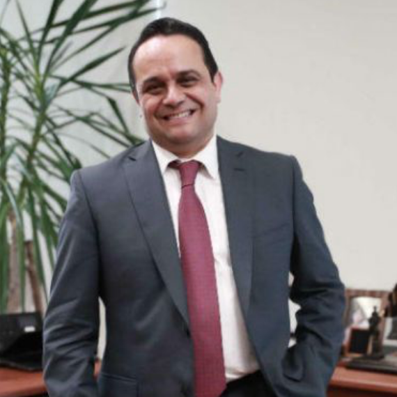 Dr. Francisco Javier Acuña Llamas